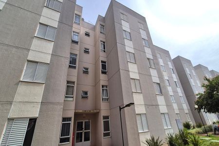 Apartamento à venda com 42m², 2 quartos e 1 vaga Apartamento à venda com 42m², 2 quartos e 1 vagaFachada do Prédio
