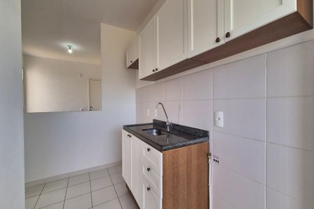 Apartamento à venda com 42m², 2 quartos e 1 vaga Apartamento à venda com 42m², 2 quartos e 1 vagaCozinha