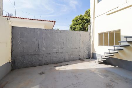 Casa à venda com 120m², 3 quartos e 1 vagaÁrea externa
