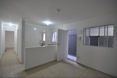 Sala de apartamento para alugar com 1 quarto, 39m² em Parque Vitoria, São Paulo