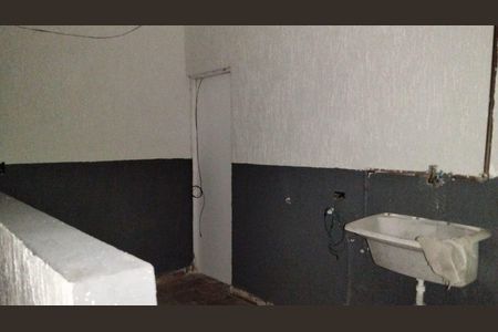 Área de serviço de casa para alugar com 1 quarto, 39m² em Parque Esperanca, São Paulo