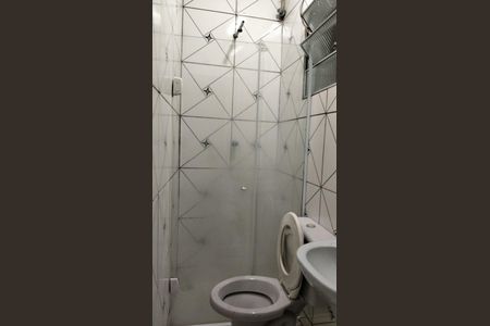 Banheiro de casa para alugar com 1 quarto, 39m² em Parque Esperanca, São Paulo