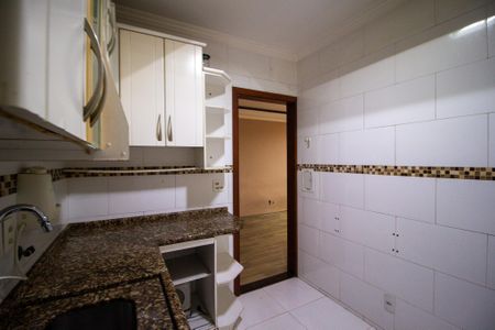 Casa para alugar com 300m², 3 quartos e 2 vagas Casa para alugar com 300m², 3 quartos e 2 vagasCozinha