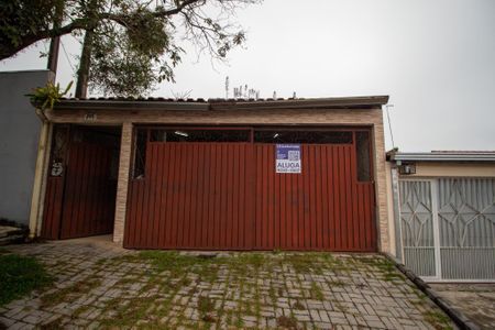 Casa para alugar com 300m², 3 quartos e 2 vagas Casa para alugar com 300m², 3 quartos e 2 vagasFachada