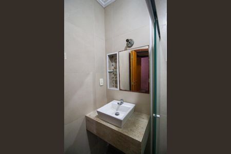 Casa para alugar com 300m², 3 quartos e 2 vagas Casa para alugar com 300m², 3 quartos e 2 vagasBanheiro