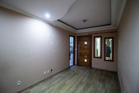 Casa para alugar com 300m², 3 quartos e 2 vagas Casa para alugar com 300m², 3 quartos e 2 vagasSala