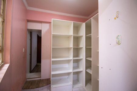 Casa para alugar com 300m², 3 quartos e 2 vagas Casa para alugar com 300m², 3 quartos e 2 vagasCloset do Quarto 1