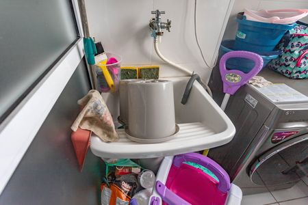 Apartamento à venda com 50m², 2 quartos e 1 vaga Apartamento à venda com 50m², 2 quartos e 1 vagaArea de serviço