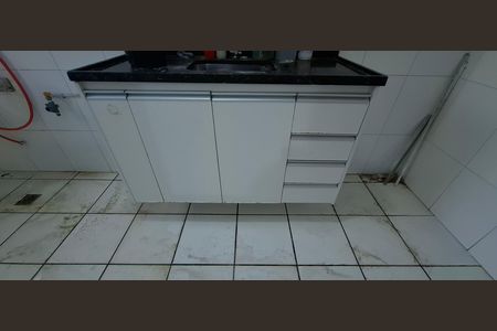 Apartamento para alugar com 48m², 2 quartos e sem vagaCozinha e Área de Serviço