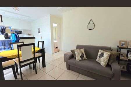 Apartamento à venda com 2 quartos, 43m² em Lundcéia, Lagoa Santa