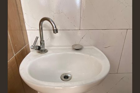 Casa à venda com 250m², 3 quartos e 1 vaga Casa à venda com 250m², 3 quartos e 1 vagaLavabo