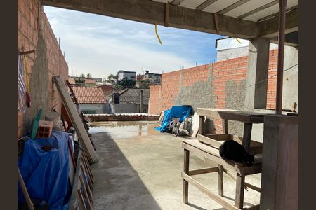 Casa à venda com 250m², 3 quartos e 1 vaga Casa à venda com 250m², 3 quartos e 1 vagaTerraço