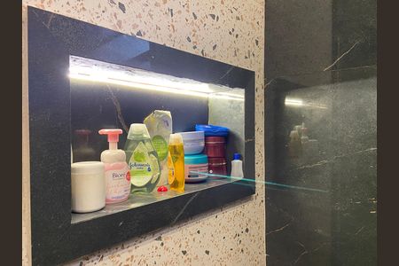 Casa à venda com 250m², 3 quartos e 1 vaga Casa à venda com 250m², 3 quartos e 1 vagaBanheiro