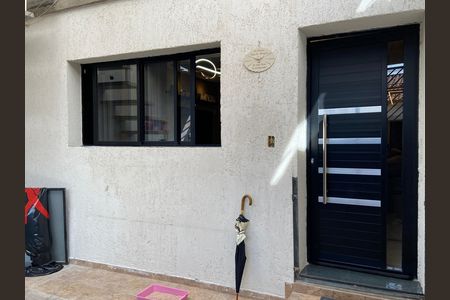 Casa à venda com 250m², 3 quartos e 1 vaga Casa à venda com 250m², 3 quartos e 1 vagaGaragem