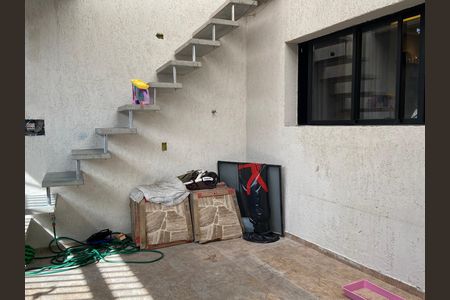 Casa à venda com 250m², 3 quartos e 1 vaga Casa à venda com 250m², 3 quartos e 1 vagaGaragem