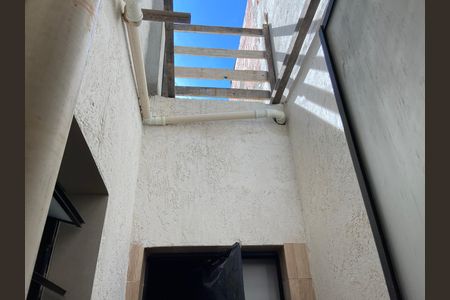 Casa à venda com 250m², 3 quartos e 1 vaga Casa à venda com 250m², 3 quartos e 1 vagaQuarto 1 - Vista