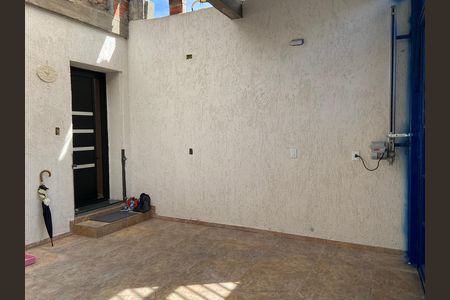 Casa à venda com 250m², 3 quartos e 1 vaga Casa à venda com 250m², 3 quartos e 1 vagaGaragem