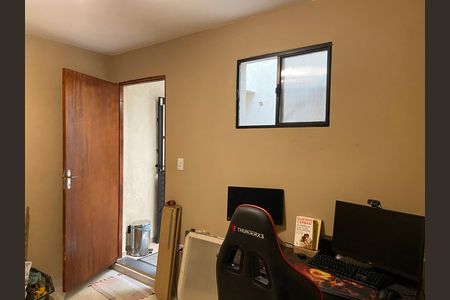 Casa à venda com 250m², 3 quartos e 1 vaga Casa à venda com 250m², 3 quartos e 1 vagaSuíte