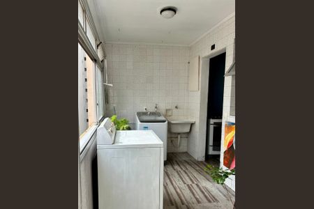 Apartamento à venda com 138m², 3 quartos e 2 vagas Apartamento à venda com 138m², 3 quartos e 2 vagasÁrea de serviço