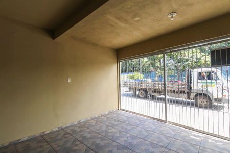 Casa à venda com 180m², 3 quartos e 2 vagas Casa à venda com 180m², 3 quartos e 2 vagasGaragem