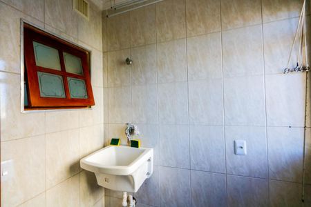 Apartamento para alugar com 70m², 3 quartos e 1 vagaÁrea de serviço
