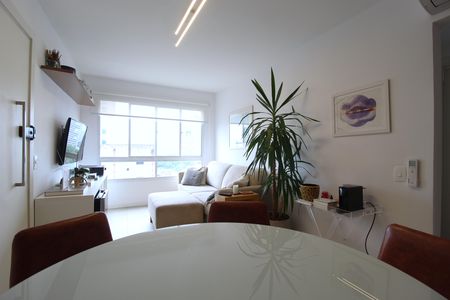 Apartamento à venda com 60m², 2 quartos e 1 vagaSala