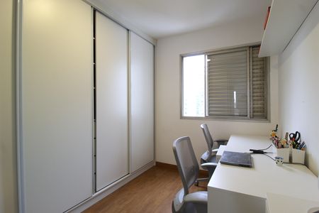 Apartamento à venda com 60m², 2 quartos e 1 vagaQuarto 2