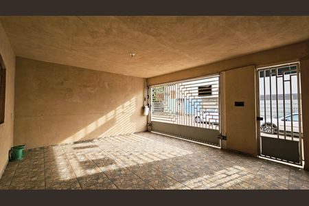 Casa à venda com 218m², 3 quartos e 2 vagas