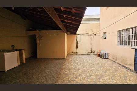 Casa à venda com 218m², 3 quartos e 2 vagas