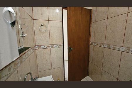 Casa à venda com 218m², 3 quartos e 2 vagas