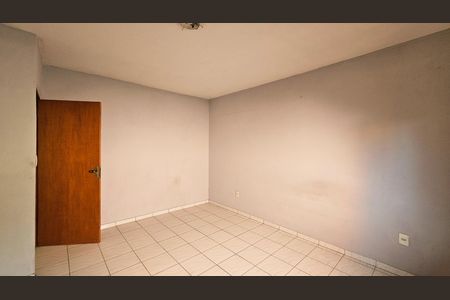 Casa à venda com 218m², 3 quartos e 2 vagas
