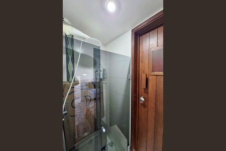Apartamento à venda com 172m², 4 quartos e 2 vagas Apartamento à venda com 172m², 4 quartos e 2 vagasBanheiro da Suíte 2