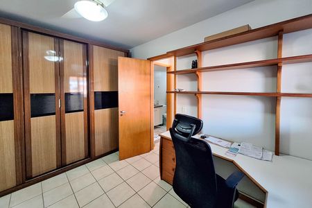 Apartamento à venda com 172m², 4 quartos e 2 vagas Apartamento à venda com 172m², 4 quartos e 2 vagasQuarto 2