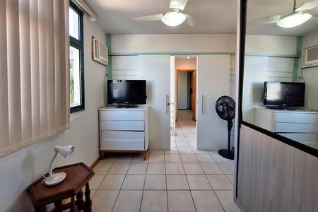 Apartamento à venda com 172m², 4 quartos e 2 vagas Apartamento à venda com 172m², 4 quartos e 2 vagasSuíte 2