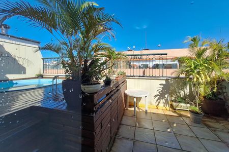Apartamento à venda com 172m², 4 quartos e 2 vagas Apartamento à venda com 172m², 4 quartos e 2 vagasVista da Suíte 2