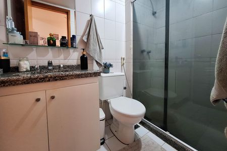 Apartamento à venda com 172m², 4 quartos e 2 vagas Apartamento à venda com 172m², 4 quartos e 2 vagasBanheiro Social 1