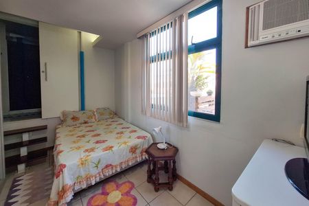 Apartamento à venda com 172m², 4 quartos e 2 vagas Apartamento à venda com 172m², 4 quartos e 2 vagasSuíte 2