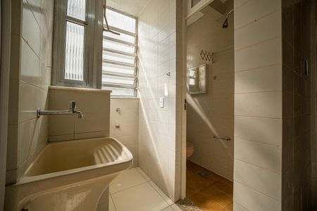 Apartamento para alugar com 92m², 2 quartos e sem vaga Apartamento para alugar com 92m², 2 quartos e sem vagaÁrea de Serviço