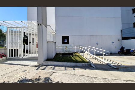 Apartamento para alugar com 35m², 1 quarto e 1 vaga Apartamento para alugar com 35m², 1 quarto e 1 vagaFachada