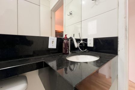 Apartamento para alugar com 48m², 2 quartos e 1 vaga Apartamento para alugar com 48m², 2 quartos e 1 vagaBanheiro