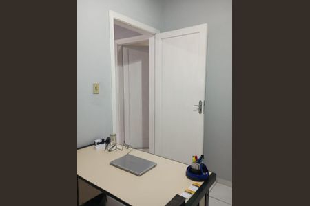 Casa à venda com 200m², 3 quartos e sem vaga Casa à venda com 200m², 3 quartos e sem vagaQuarto 3
