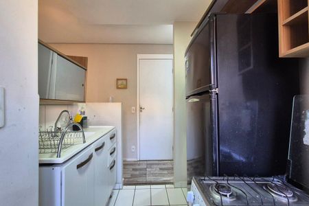 Apartamento para alugar com 52m², 2 quartos e 1 vaga Apartamento para alugar com 52m², 2 quartos e 1 vagaCozinha e Área de Serviço