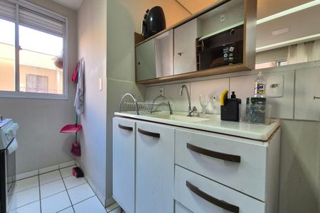 Apartamento para alugar com 52m², 2 quartos e 1 vaga Apartamento para alugar com 52m², 2 quartos e 1 vagaCozinha e Área de Serviço