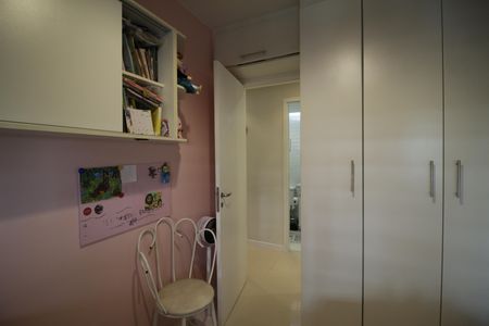 Apartamento à venda com 103m², 3 quartos e 1 vagaQuarto 1