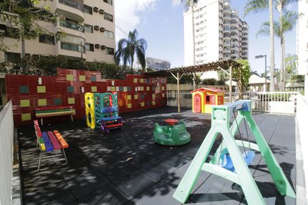 Apartamento à venda com 103m², 3 quartos e 1 vagaÁrea comum - Playground