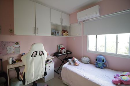 Apartamento à venda com 103m², 3 quartos e 1 vagaQuarto 2
