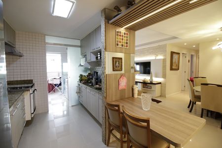 Apartamento à venda com 103m², 3 quartos e 1 vagaCozinha