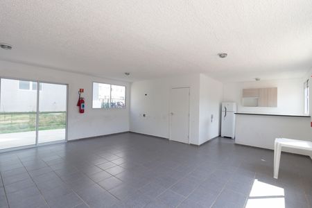 Apartamento à venda com 42m², 2 quartos e sem vagaÁrea comum - Salão de festas