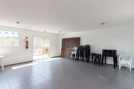 Apartamento à venda com 42m², 2 quartos e sem vagaÁrea comum - Salão de festas