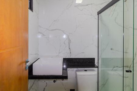 Banheiro de apartamento para alugar com 1 quarto, 27m² em Vila Celeste, São Paulo